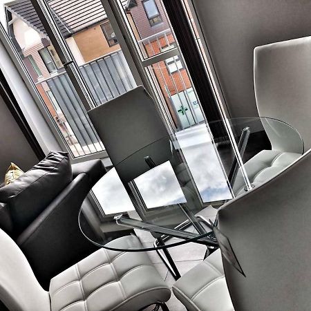 Amazing & Spacious 2 Bed 2 Bath Luxury Apartment With Balcony Free Wifi Sleeps 6 부쉬 외부 사진