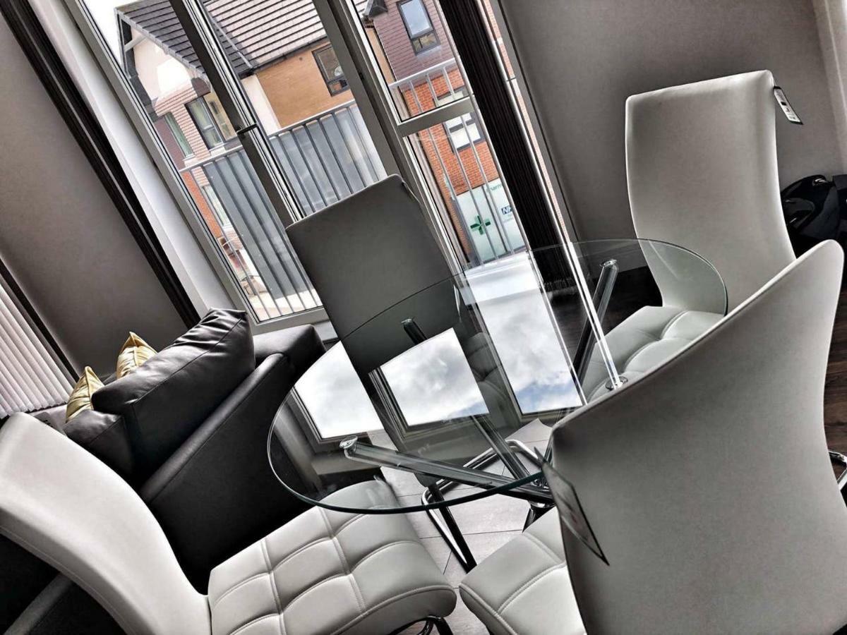 Amazing & Spacious 2 Bed 2 Bath Luxury Apartment With Balcony Free Wifi Sleeps 6 부쉬 외부 사진